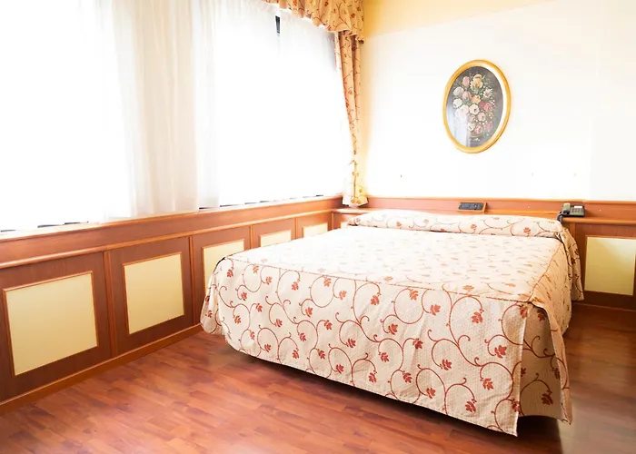 Melas Hotel