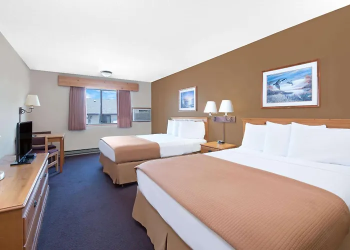 Super 8 By Wyndham Chamberlain Sd