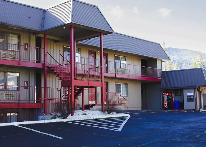 Prospero'S Flagship Inn