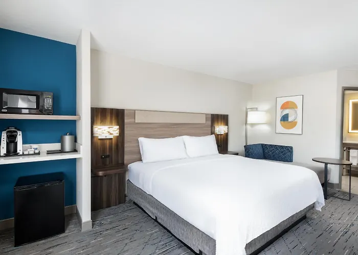 Holiday Inn Express Atlanta West - Theme Park Area By Ihg