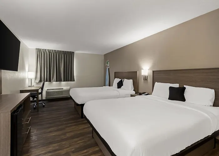 Red Lion Inn & Suites Caseyville