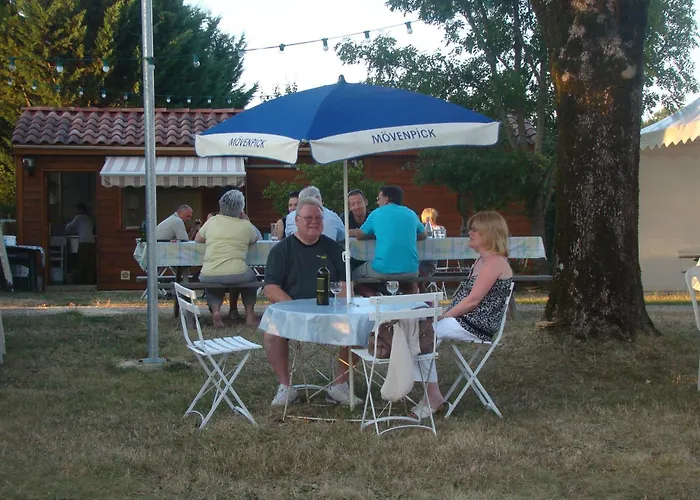 Camping Les Graves