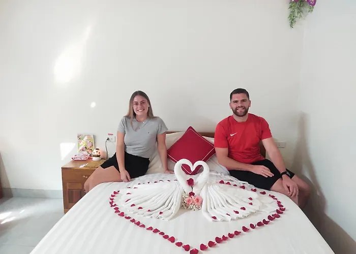 Tam Coc Lotus Flower Homestay