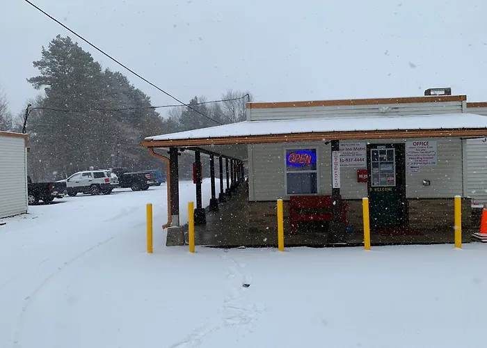 Tour Inn Motel