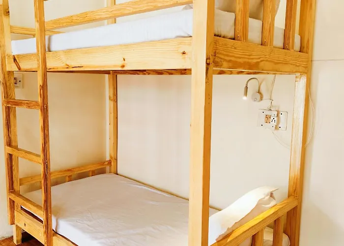 Mountain Dew Guest House