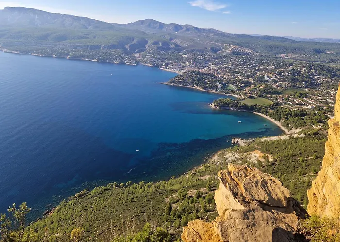 Camping Aux Portes De Cassis - Hotellerie De Plein Air