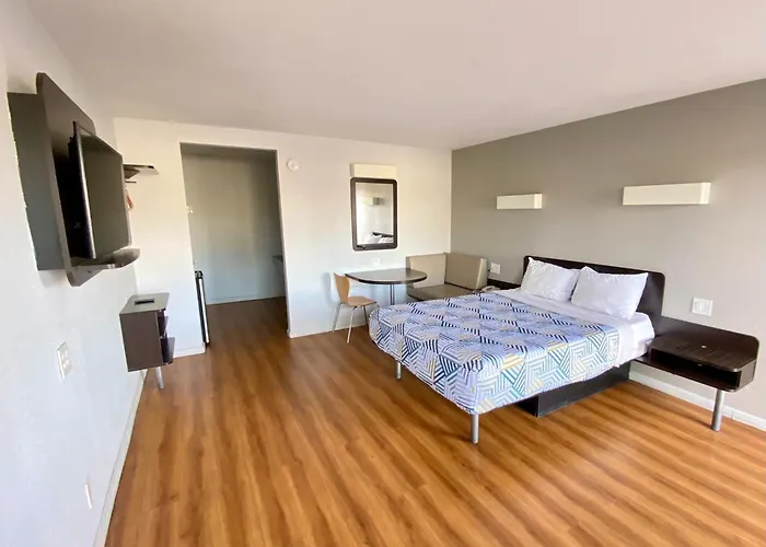 Motel 6-Delano, Ca