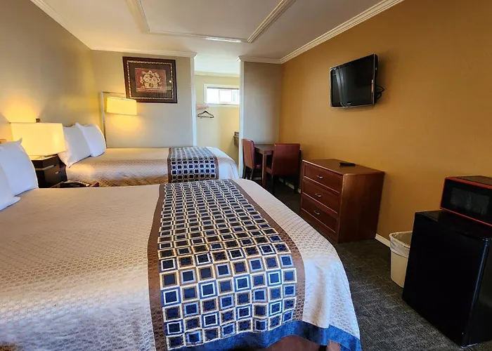 Welcome Everett Inn
