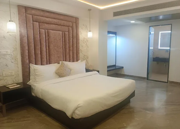 Hotel Kadamb Tree