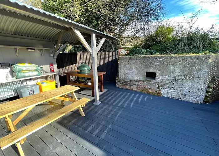 The Grove Glamping