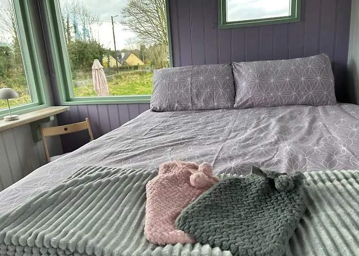 Market Street Shepherd's Hut Leitrim