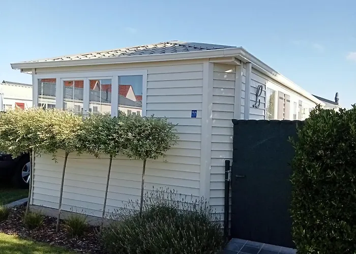 Superdeluxe Stacaravan Met Eigen Tuin En Parkeerplaats Nr 20