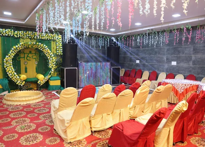 Raghav Inn