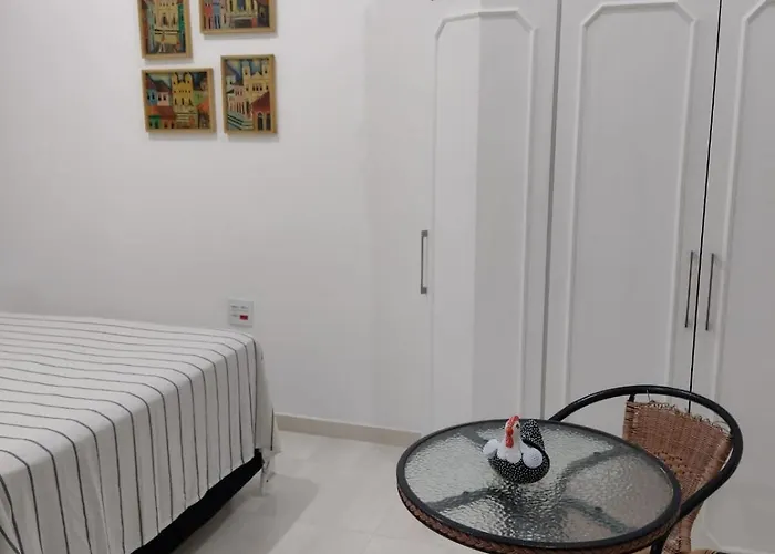 kitnet em condomínio fechado