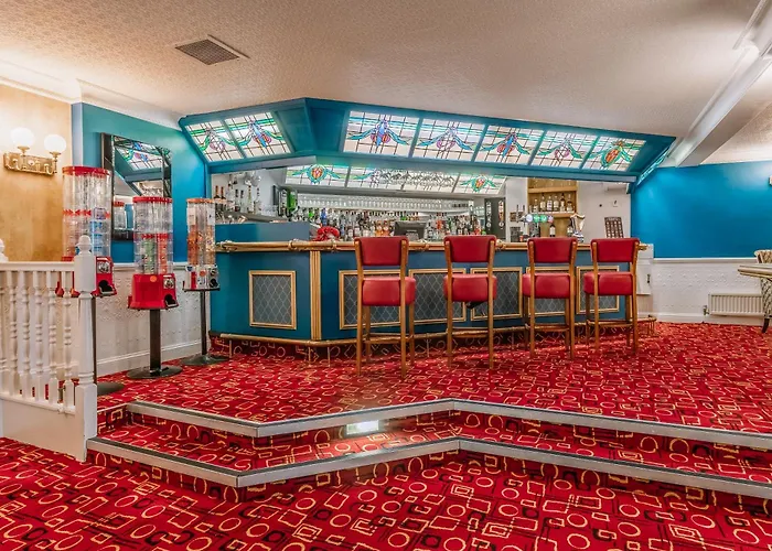 Muthu Westcliff Hotel (Near London Southend Airport)