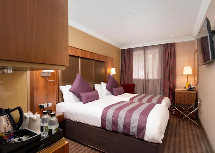 Donnington Manor Hotel