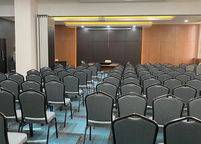 Daima Suites Margonda