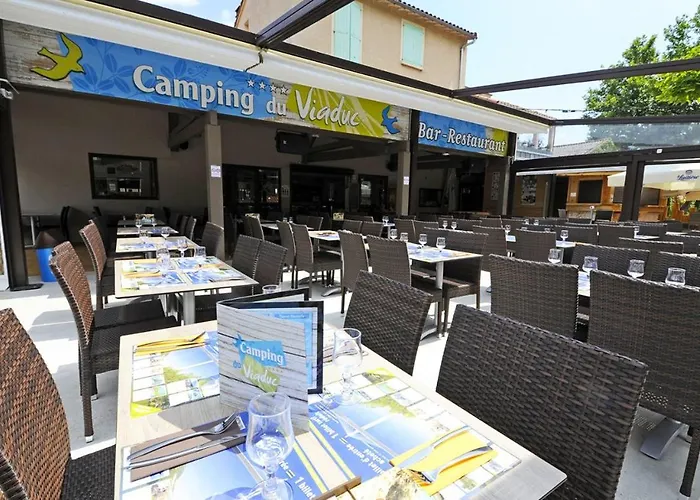 Mobil Home Xxl 4 Chambres - Camping Le Viaduc