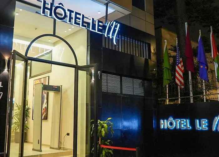 Le M Hotel