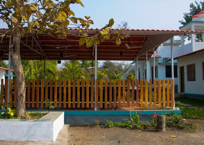 Mohor Retreat