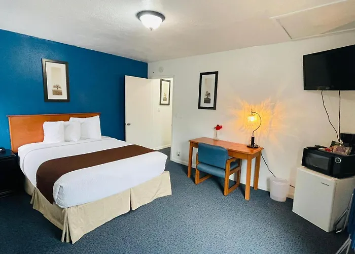 Sparta Inn