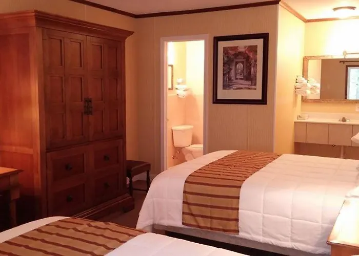 Southern Comfort Inn & Resort