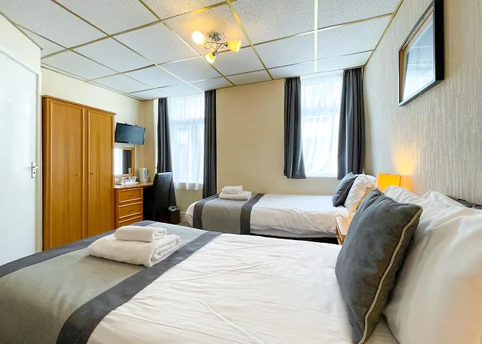 The Auckland Hotel