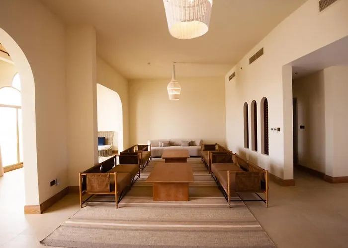 Liwa Hotel