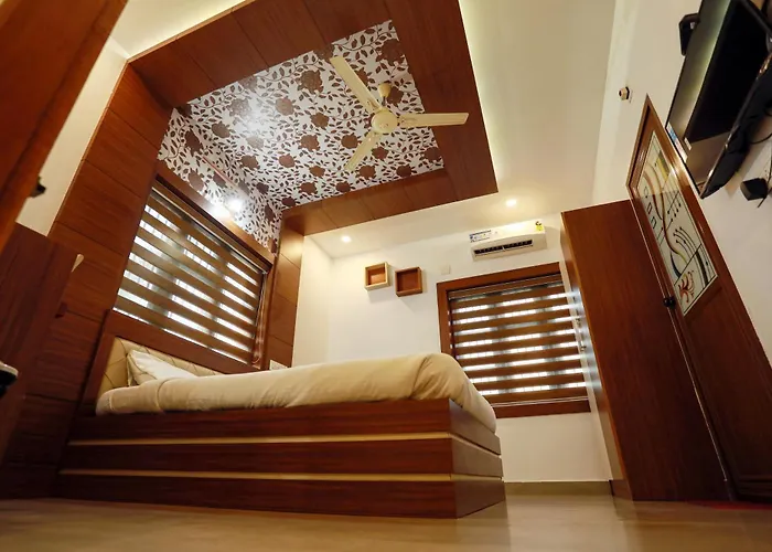 Gateway Airport Hotel