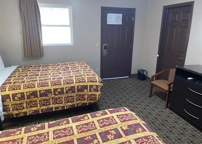 Economy Inn & Suites