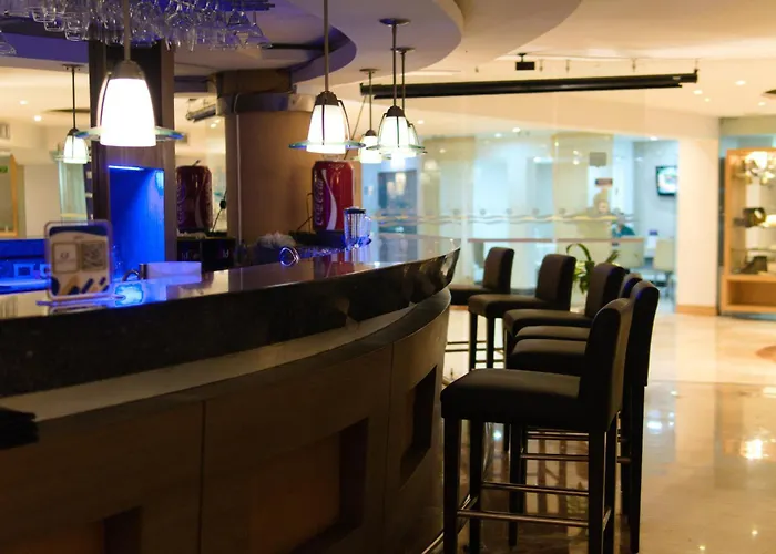 Country International Hotel