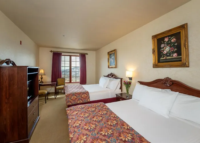 Silverland Inn
