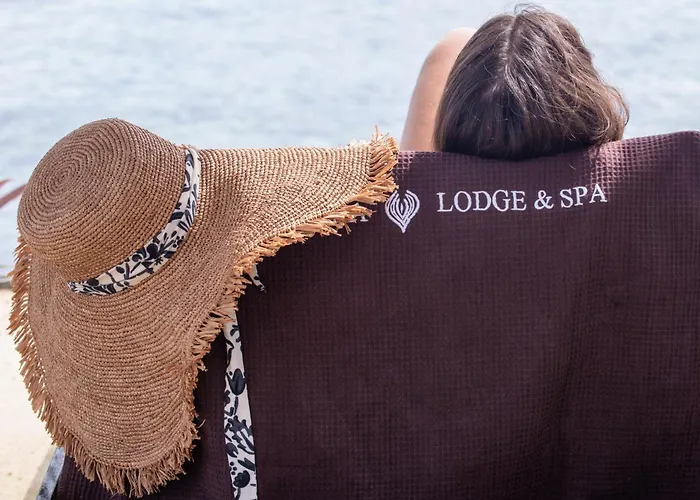 Princesse Bora Lodge & Spa