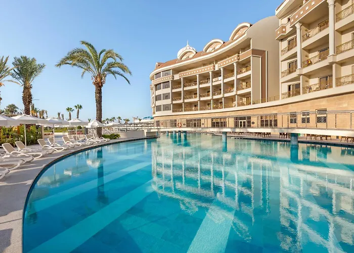 Kirman Belazur Resort & Spa