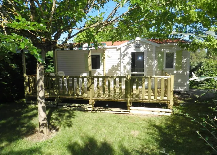 Camping Le Clos De La Lere