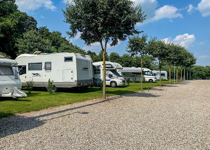 Seregner Agricamping & Homes - Adults Only 18