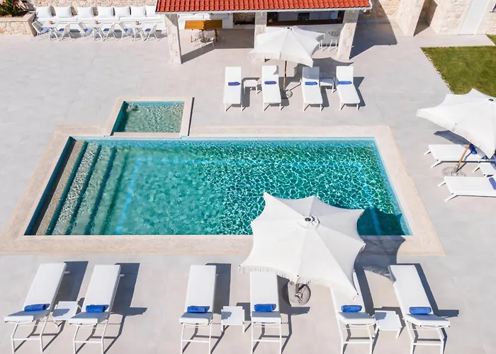 Anna Mare Luxury Apartments