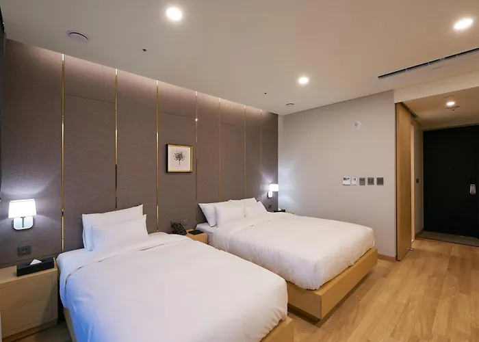 Cs Hotel