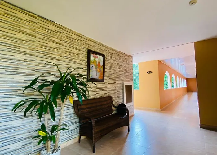Hotel Guacamaya