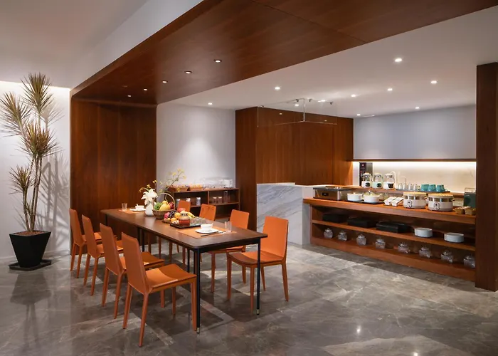 Xun Guang Hygge Hotel - Chongqing Liangjiang Happiness Plaza & Xingfu Square & Guangdianyuan Metro