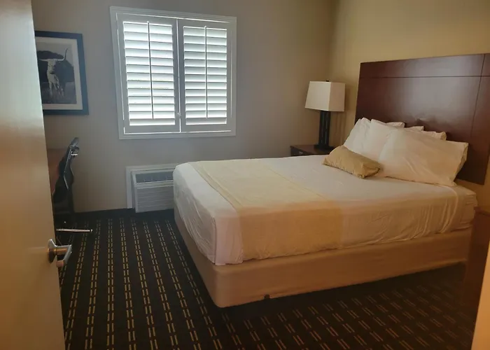 Cotulla Whitten Inn