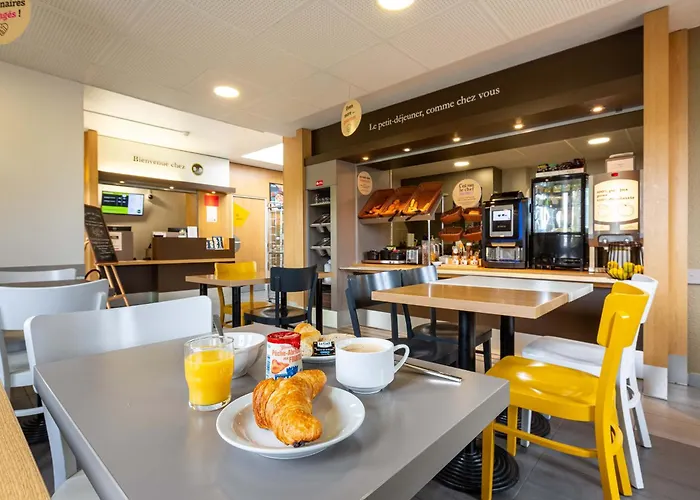B&B Hotel Chartres Le Coudray