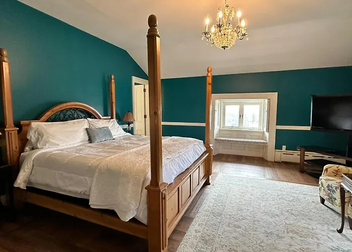 The Hamilton Hoppin House