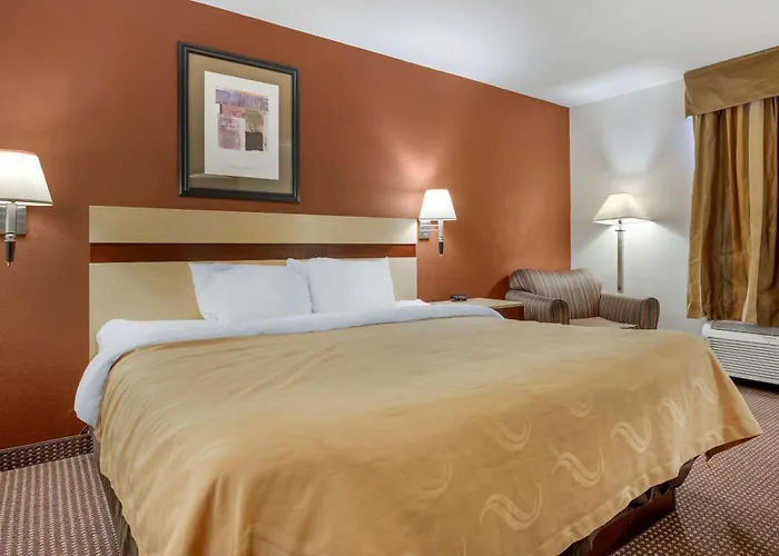 Quality Inn & Suites South-Obetz
