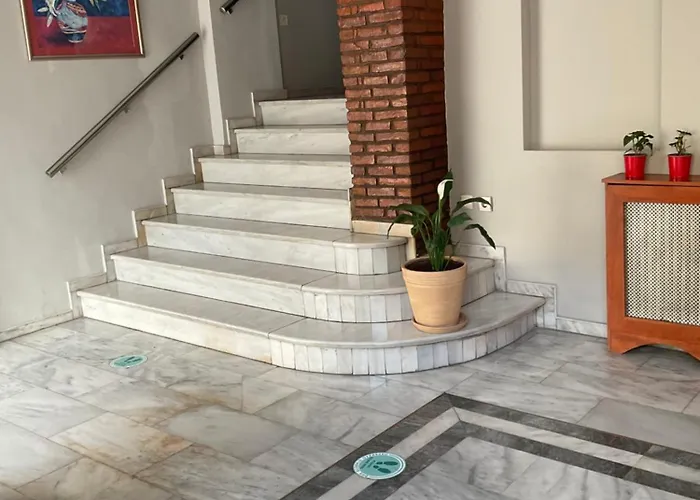 Piraeus Acropole Hotel