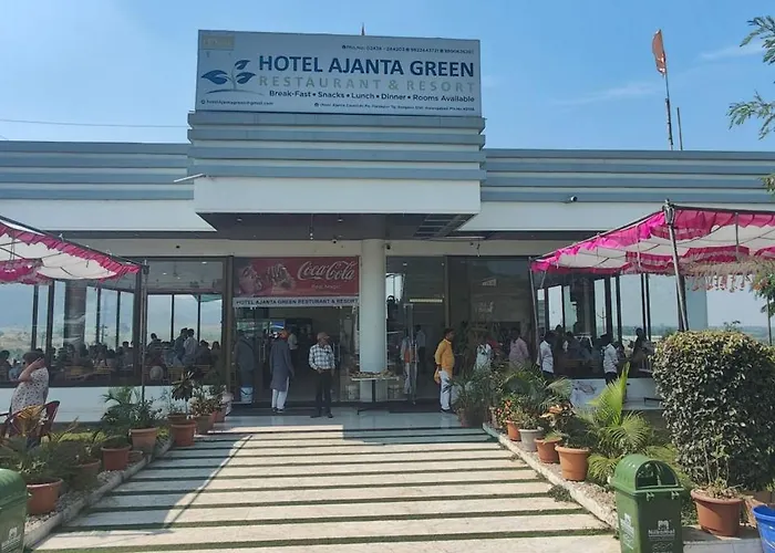 Hotel Ajanta Green Restaurant And Resort