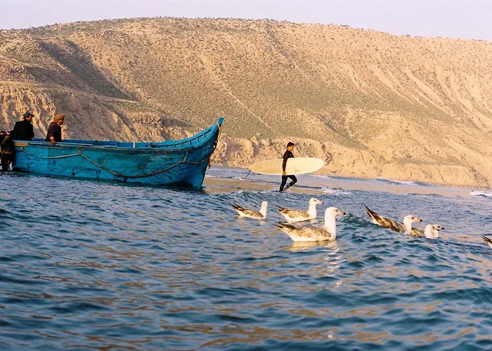 Loued Surf Lodge