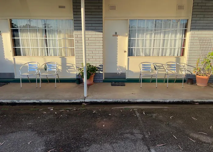 County Lodge Motor Inn