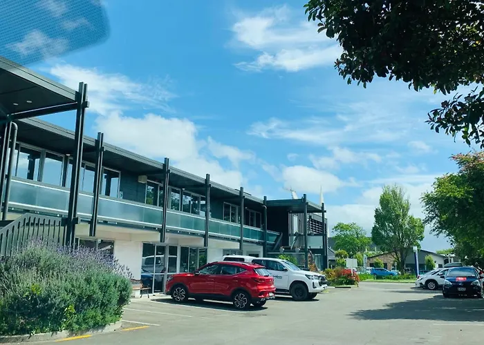 Alpha Motor Inn