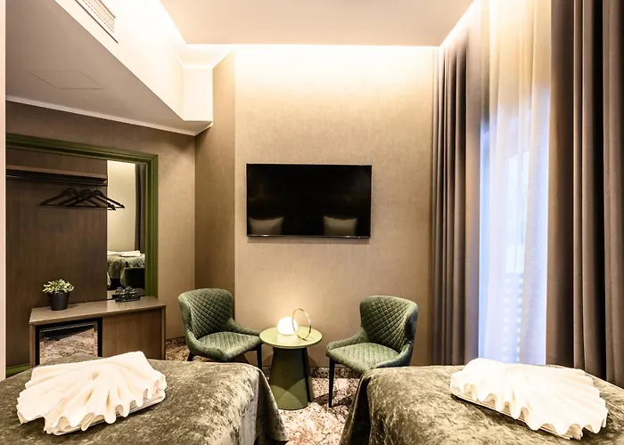 Ugandi Hotel